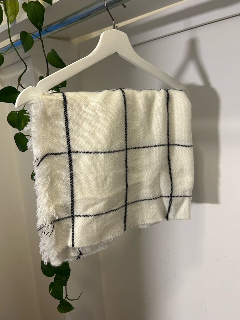 Classic Windowpane shawl